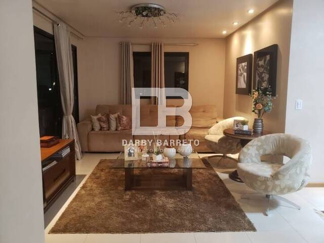 #647 - Apartamento para Venda em Campos dos Goytacazes - RJ