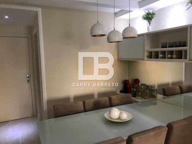 #681 - Apartamento para Venda em Campos dos Goytacazes - RJ