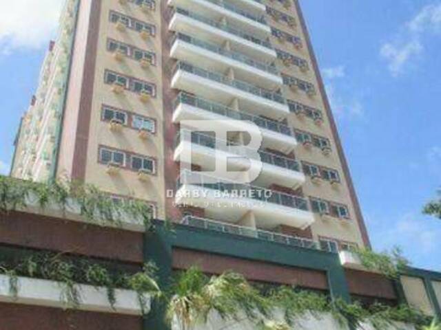 #687 - Apartamento para Venda em Campos dos Goytacazes - RJ