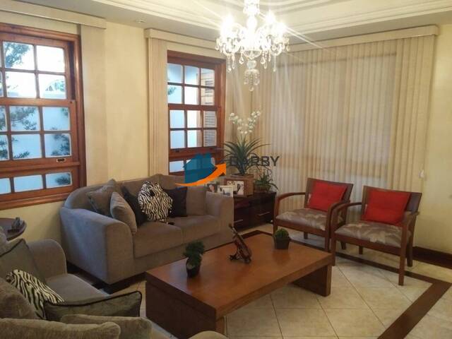 #702 - Casa para Venda em Campos dos Goytacazes - RJ