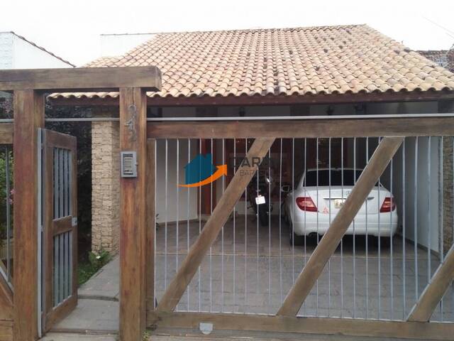 #702 - Casa para Venda em Campos dos Goytacazes - RJ