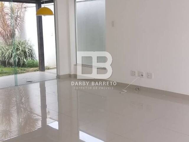 #703 - Casa em condomínio para Venda em Campos dos Goytacazes - RJ