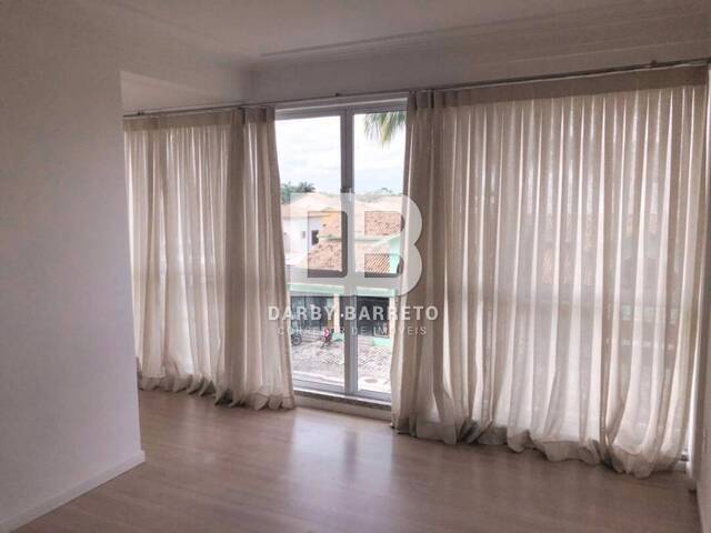 #812 - Apartamento para Venda em Campos dos Goytacazes - RJ