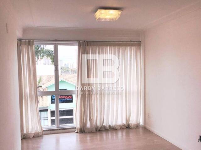 #812 - Apartamento para Venda em Campos dos Goytacazes - RJ