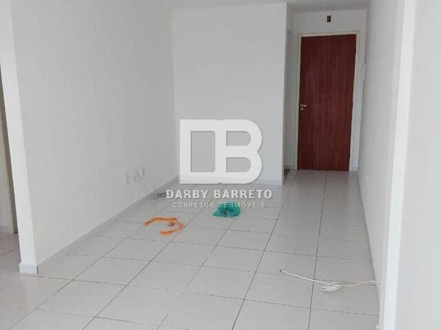 #824 - Apartamento para Venda em Campos dos Goytacazes - RJ