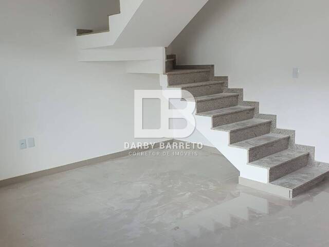 #871 - Casa para Venda em Campos dos Goytacazes - RJ