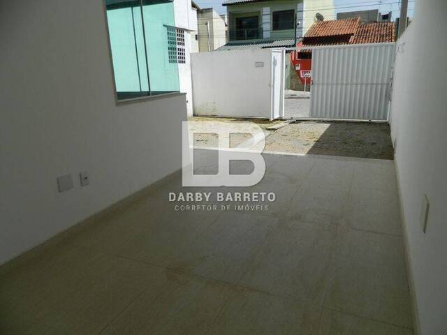 #877 - Casa para Venda em Campos dos Goytacazes - RJ
