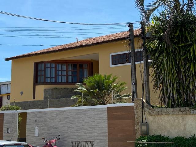 #927 - Casa para Venda em Campos dos Goytacazes - RJ