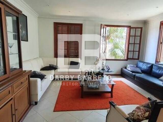 #972 - Casa para Venda em Campos dos Goytacazes - RJ