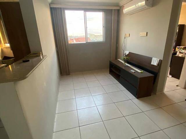#994 - Apartamento para Venda em Campos dos Goytacazes - RJ