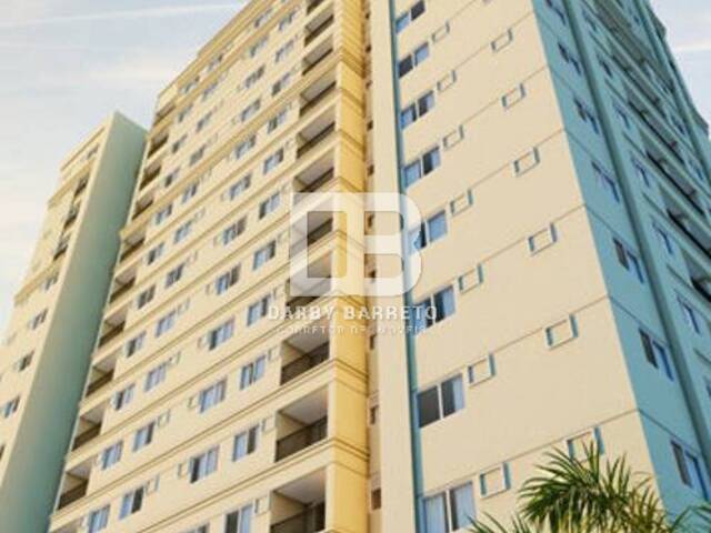#1018 - Apartamento para Venda em Campos dos Goytacazes - RJ