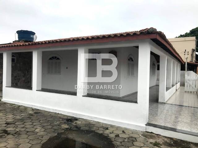 #1045 - Casa para Venda em Campos dos Goytacazes - RJ