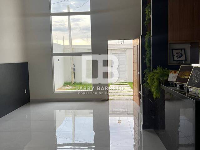 #1056 - Casa para Venda em Campos dos Goytacazes - RJ