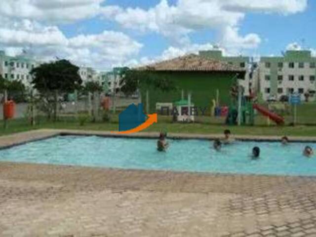 #917 - Apartamento para Venda em Campos dos Goytacazes - RJ