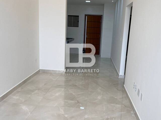 #1502 - Casa para Venda em Campos dos Goytacazes - RJ