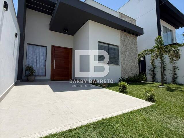 #1508 - Casa em condomínio para Venda em Campos dos Goytacazes - RJ