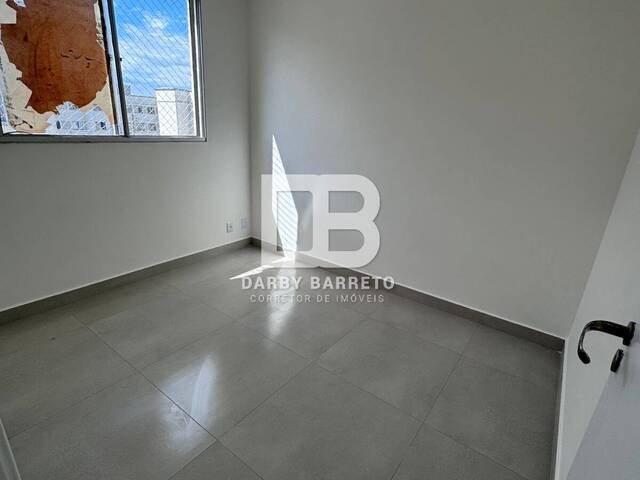 #1515 - Apartamento para Venda em Campos dos Goytacazes - RJ