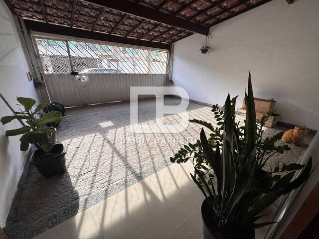 #1544 - Casa para Venda em Campos dos Goytacazes - RJ