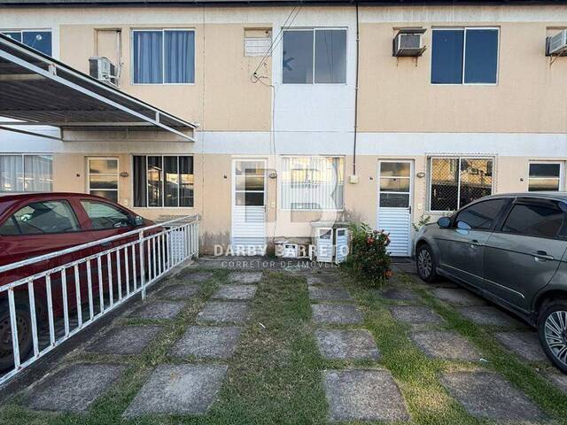 #1552 - Casa em condomínio para Venda em Campos dos Goytacazes - RJ