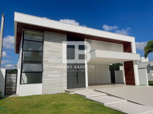 #1554 - Casa em condomínio para Venda em Campos dos Goytacazes - RJ