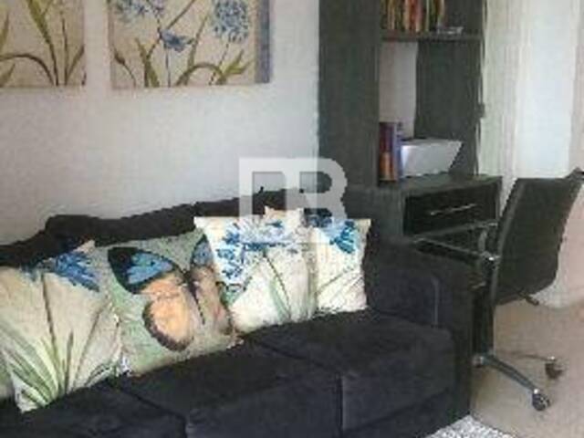 #365 - Apartamento para Venda em Campos dos Goytacazes - RJ