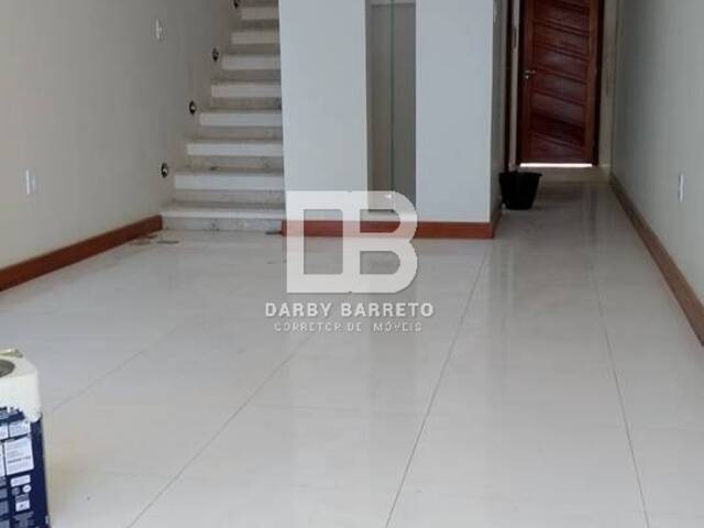 #390 - Apartamento para Venda em Campos dos Goytacazes - RJ
