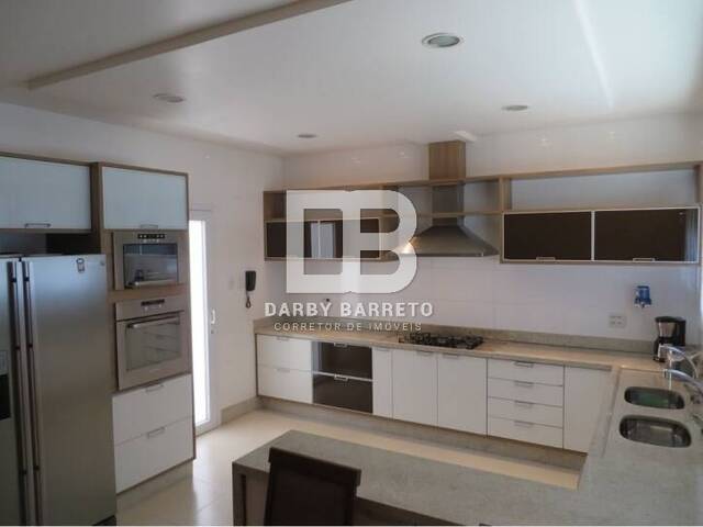 #564 - Casa em condomínio para Venda em Campos dos Goytacazes - RJ