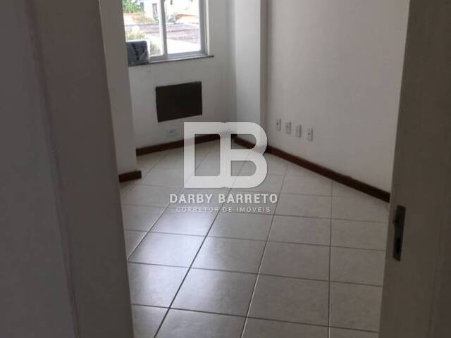Apartamento para Venda em Campos dos Goytacazes - 4