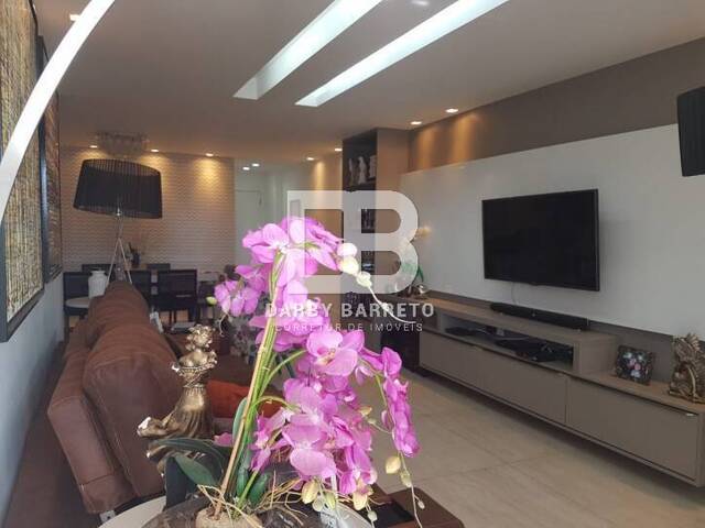 #577 - Apartamento para Venda em Campos dos Goytacazes - RJ