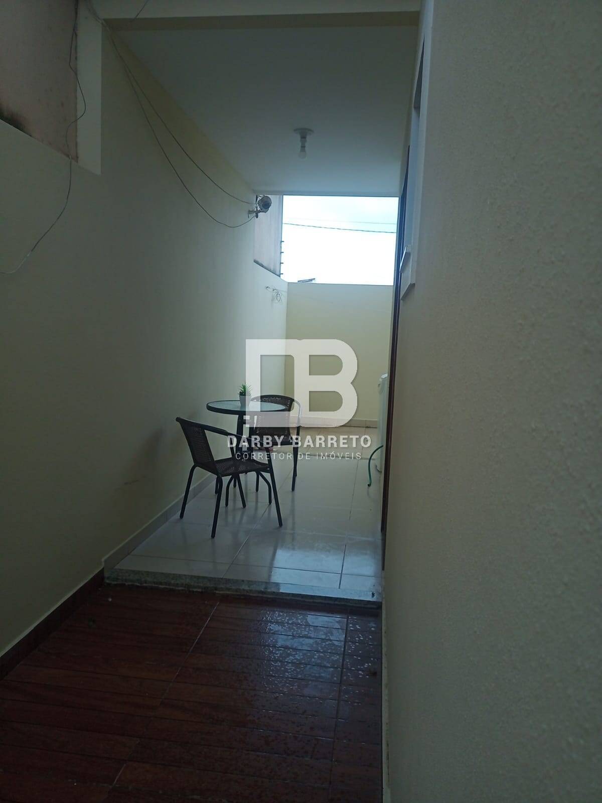 Casa à venda com 2 quartos, 90m² - Foto 9