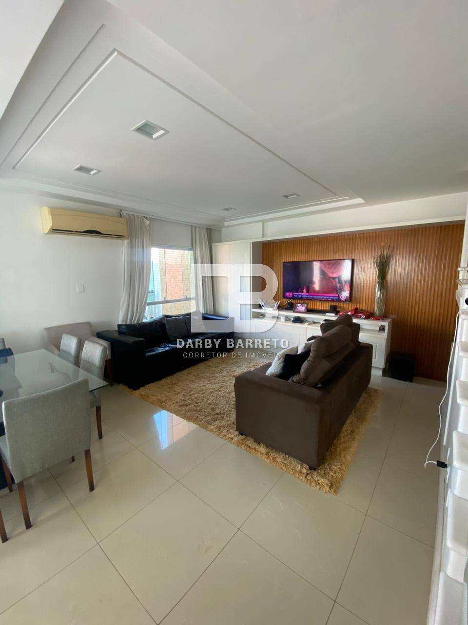 Apartamento à venda com 3 quartos, 300m² - Foto 1