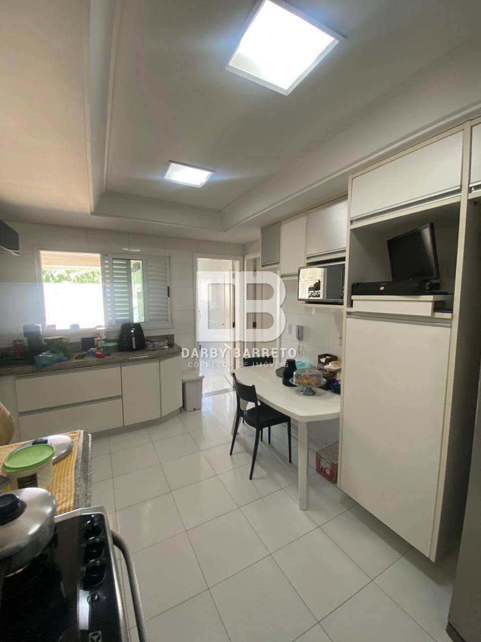 Apartamento à venda com 3 quartos, 300m² - Foto 6