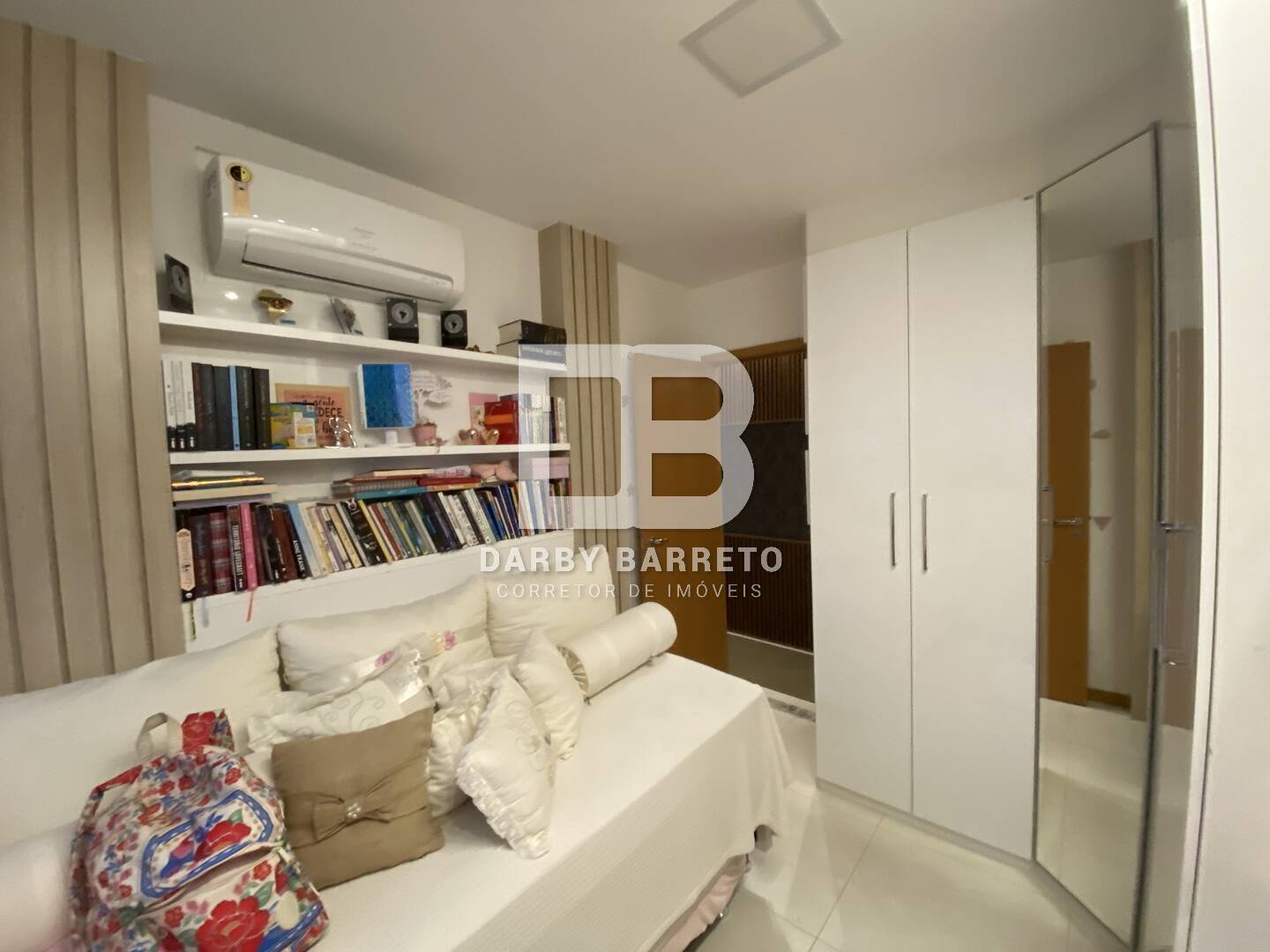 Apartamento à venda com 3 quartos, 87m² - Foto 11