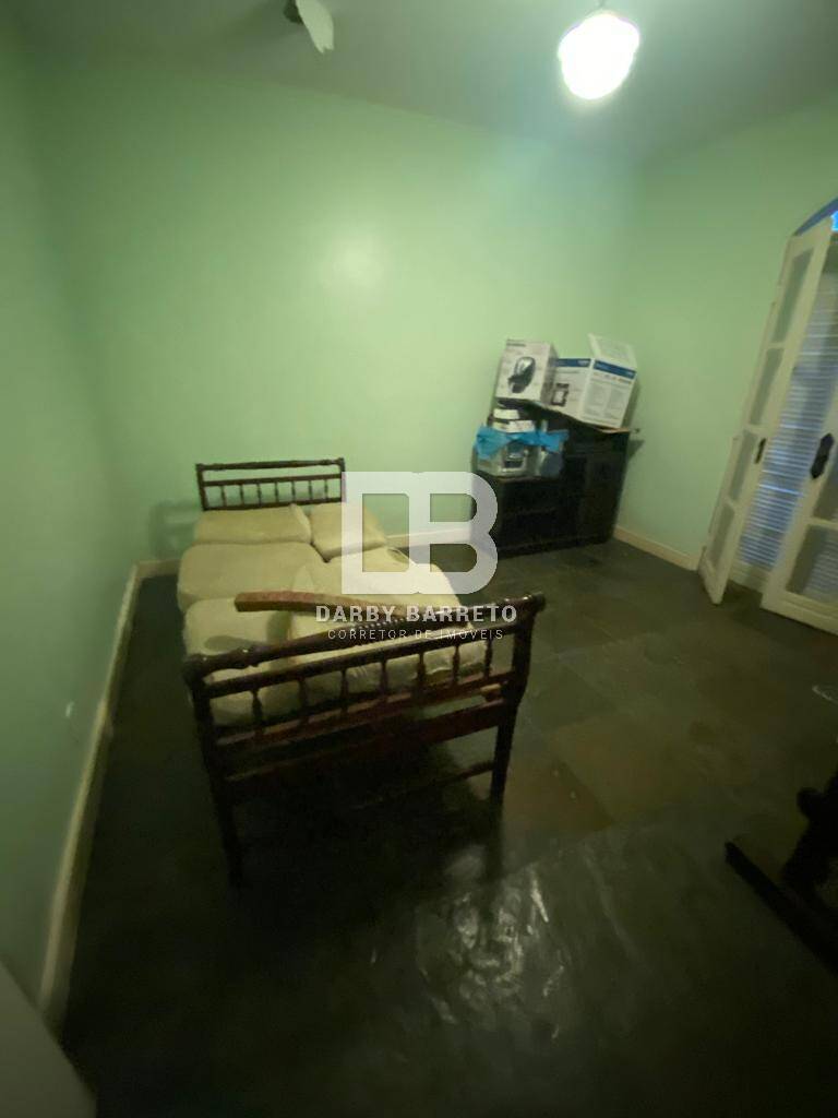 Casa à venda com 4 quartos, 219m² - Foto 6