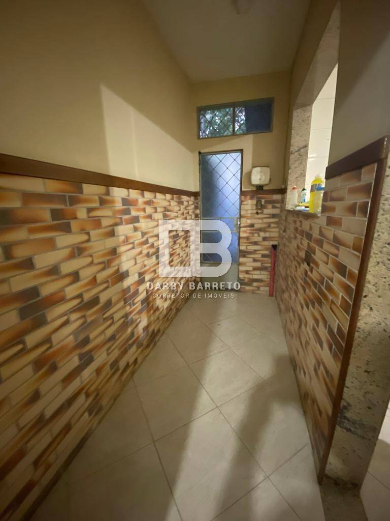 Casa à venda com 4 quartos, 219m² - Foto 10