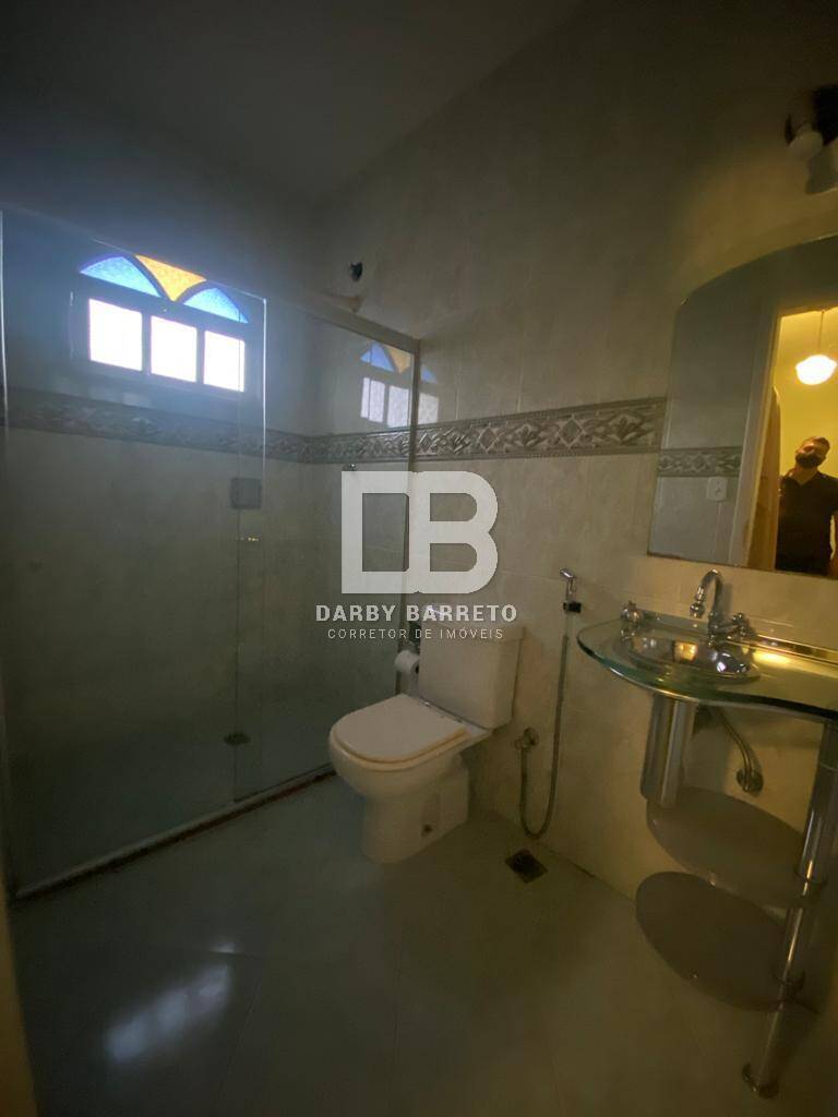 Casa à venda com 4 quartos, 219m² - Foto 14
