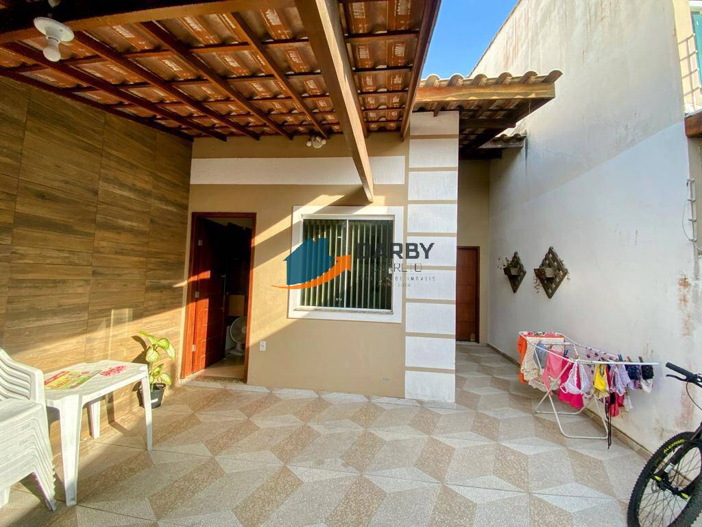 Casa à venda com 2 quartos, 82m² - Foto 2