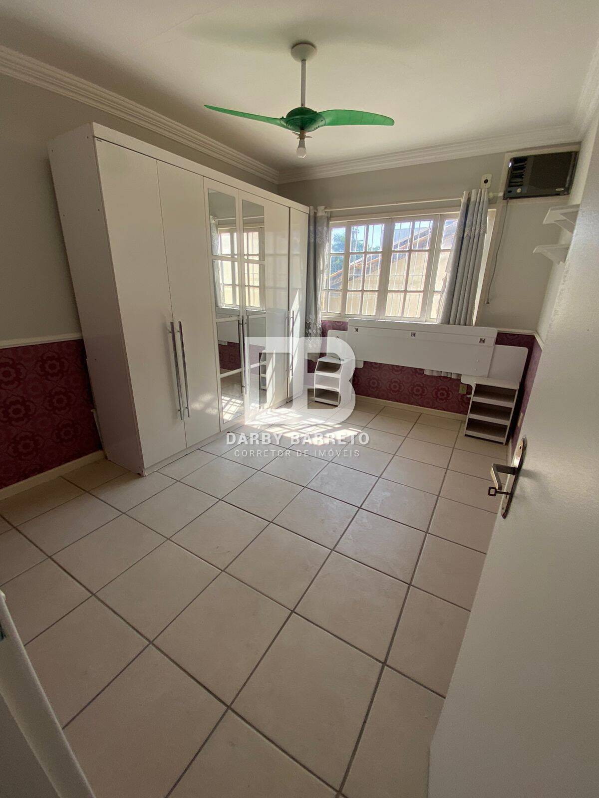Casa à venda com 5 quartos, 400m² - Foto 2