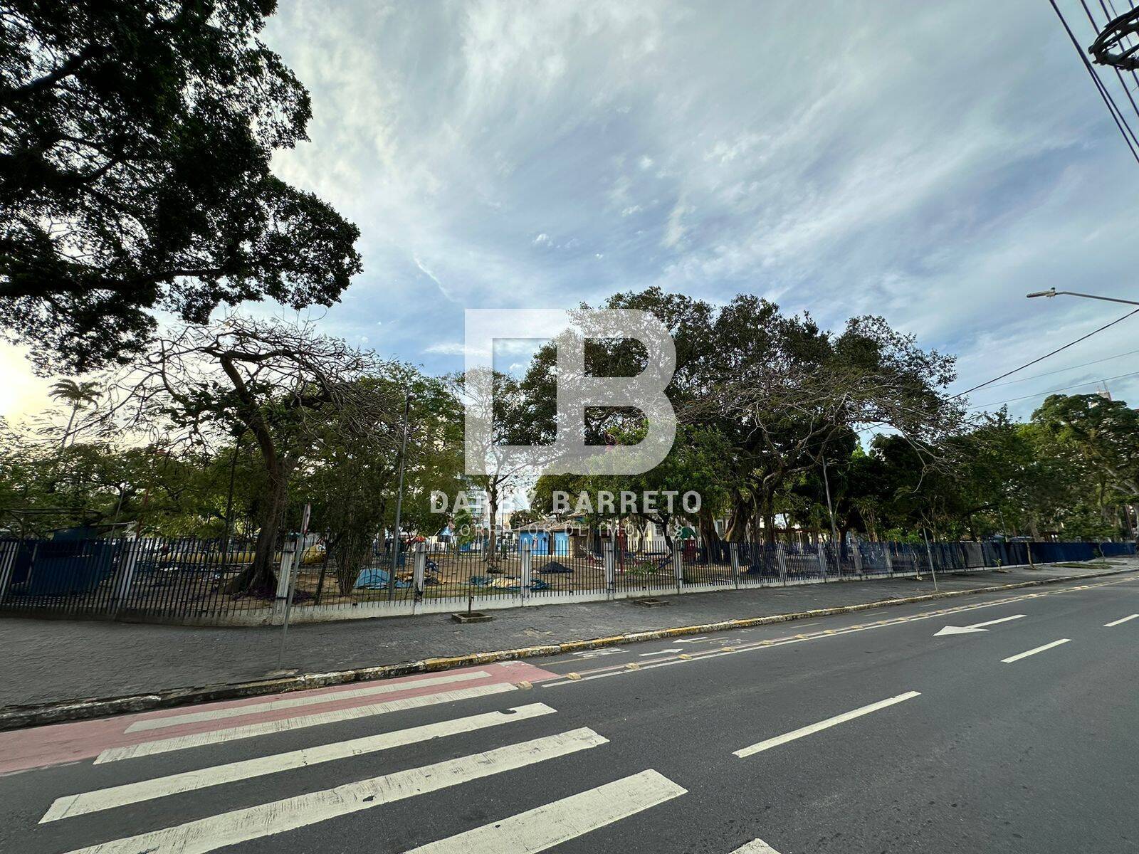 Apartamento à venda com 2 quartos, 67m² - Foto 4