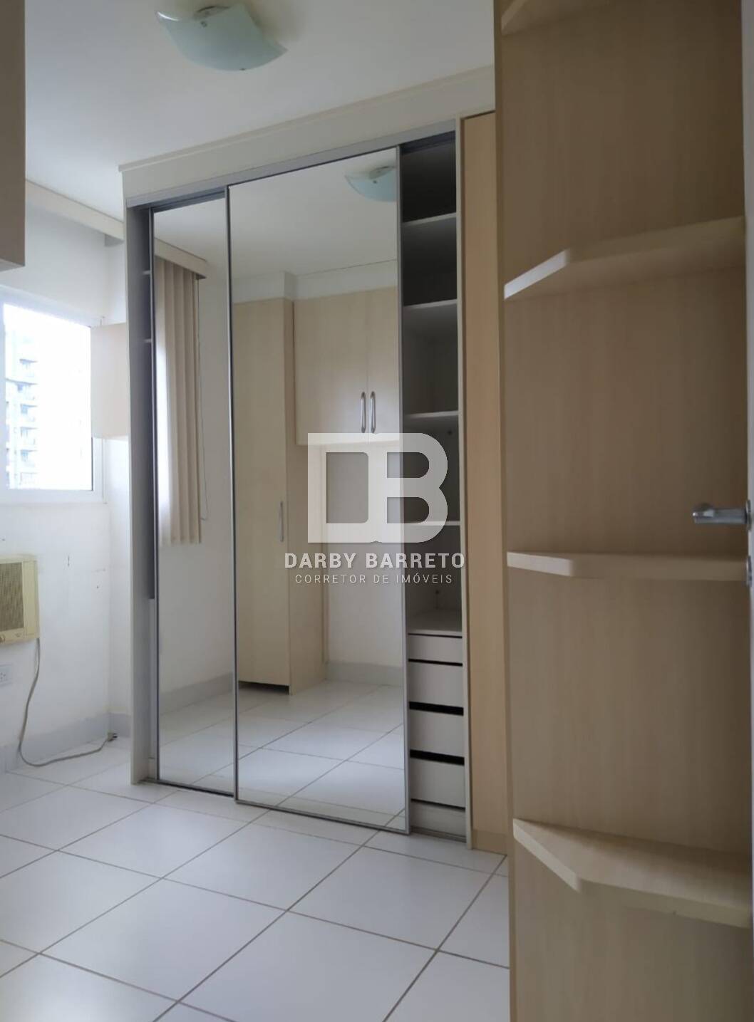 Apartamento à venda com 2 quartos, 72m² - Foto 3