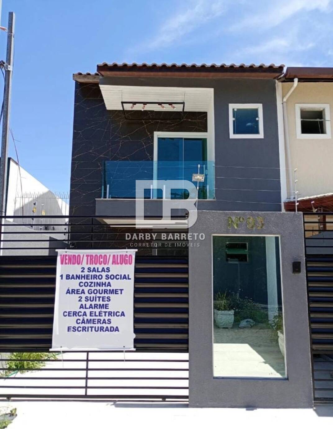 Casa à venda com 2 quartos, 104m² - Foto 1
