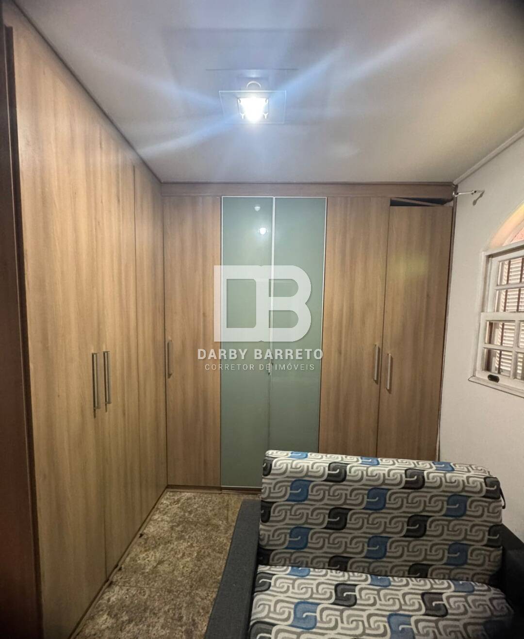 Casa à venda com 3 quartos, 360m² - Foto 7