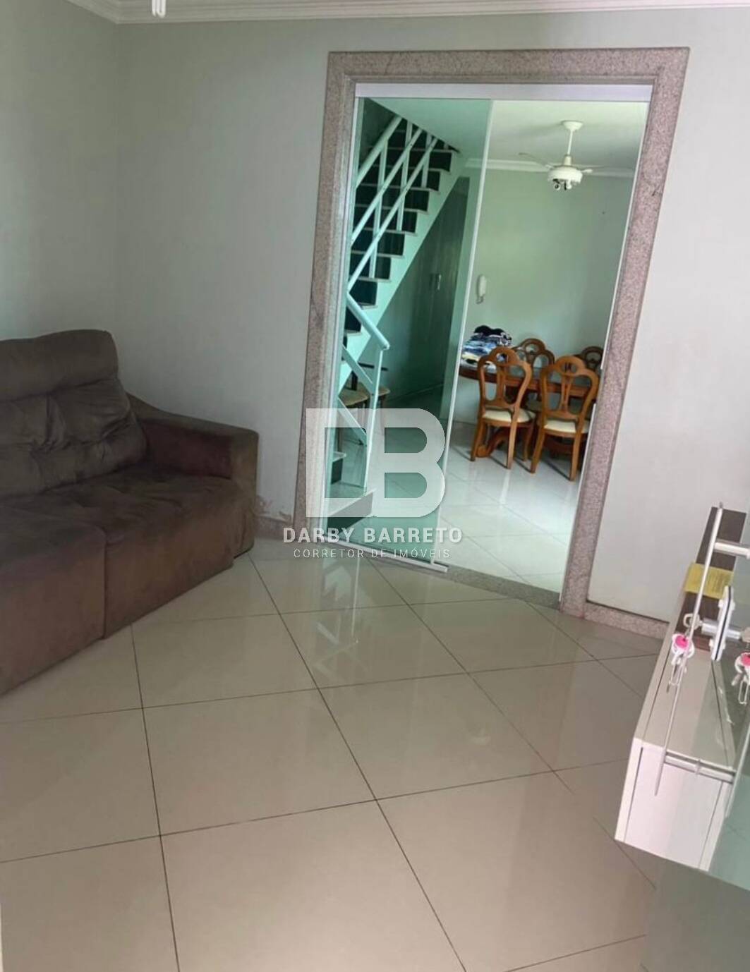 Casa à venda com 4 quartos, 115m² - Foto 4