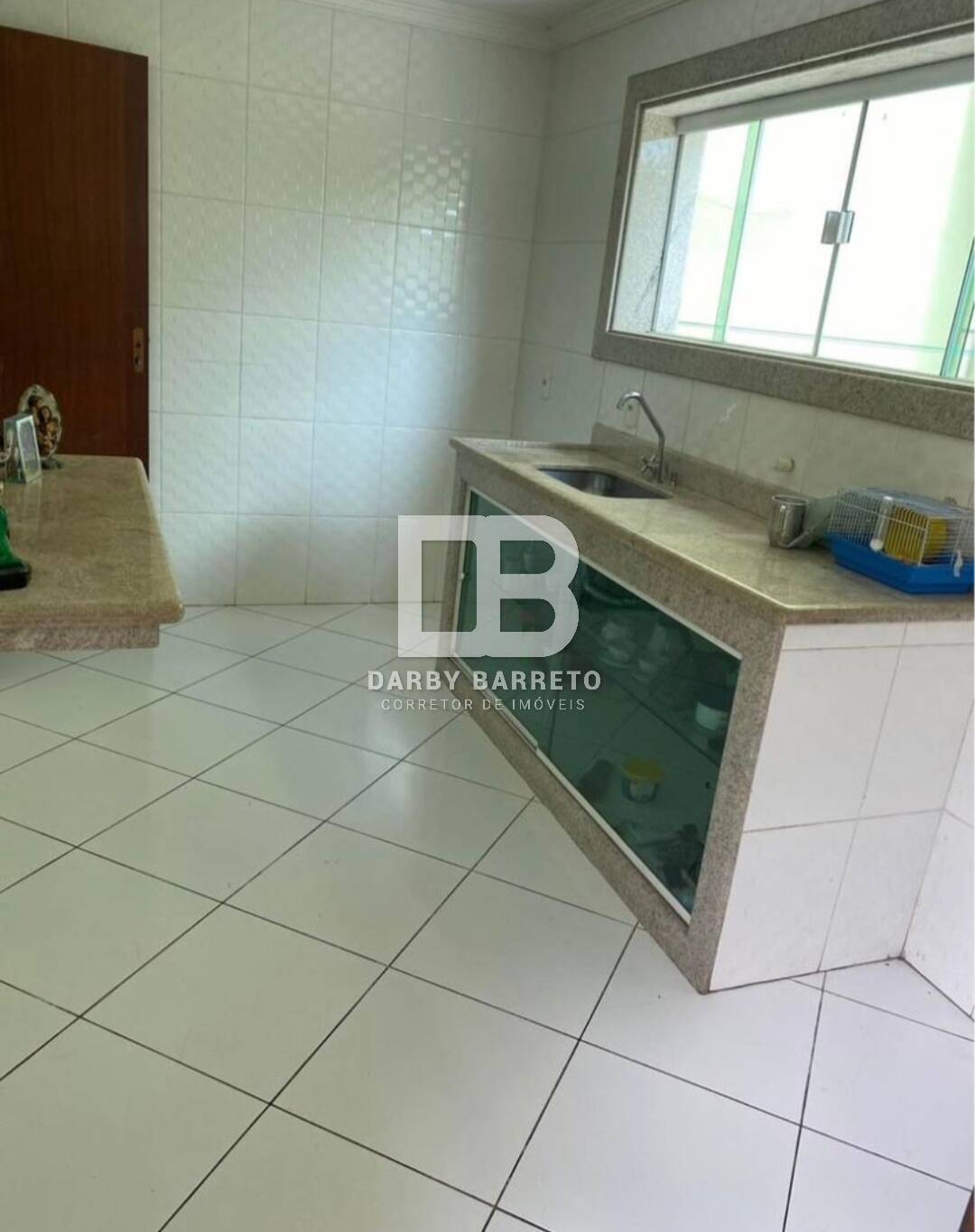 Casa à venda com 4 quartos, 115m² - Foto 12