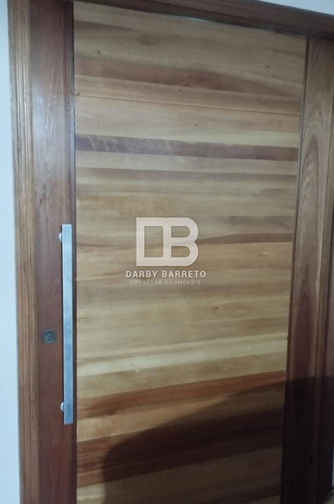 Casa à venda com 2 quartos, 140m² - Foto 4