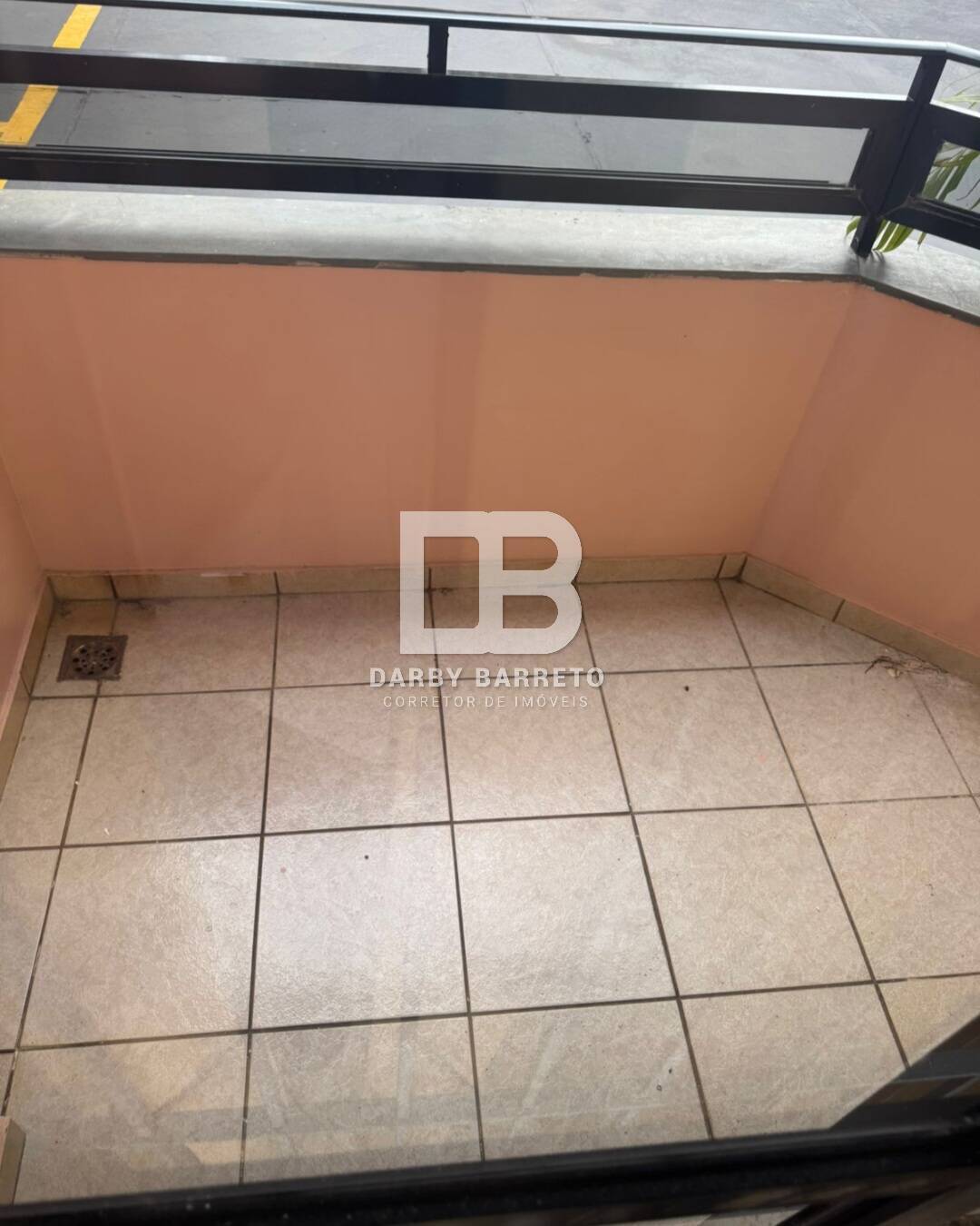 Apartamento à venda com 3 quartos, 97m² - Foto 2