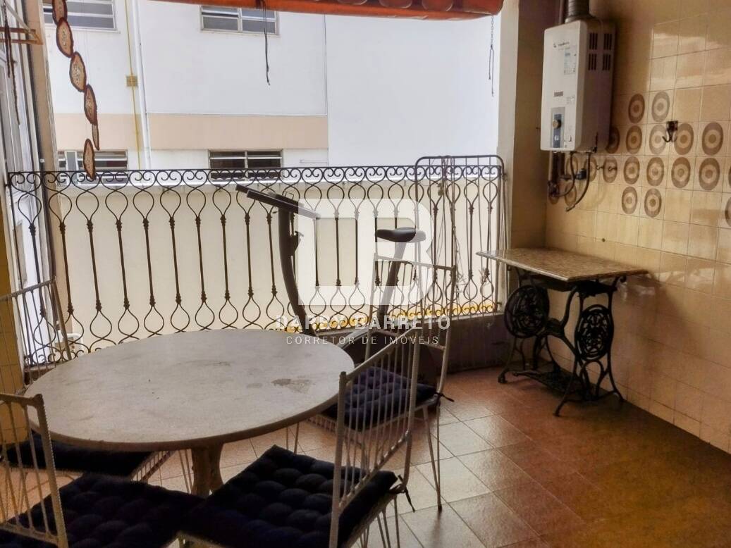 Apartamento para alugar com 3 quartos, 150m² - Foto 1