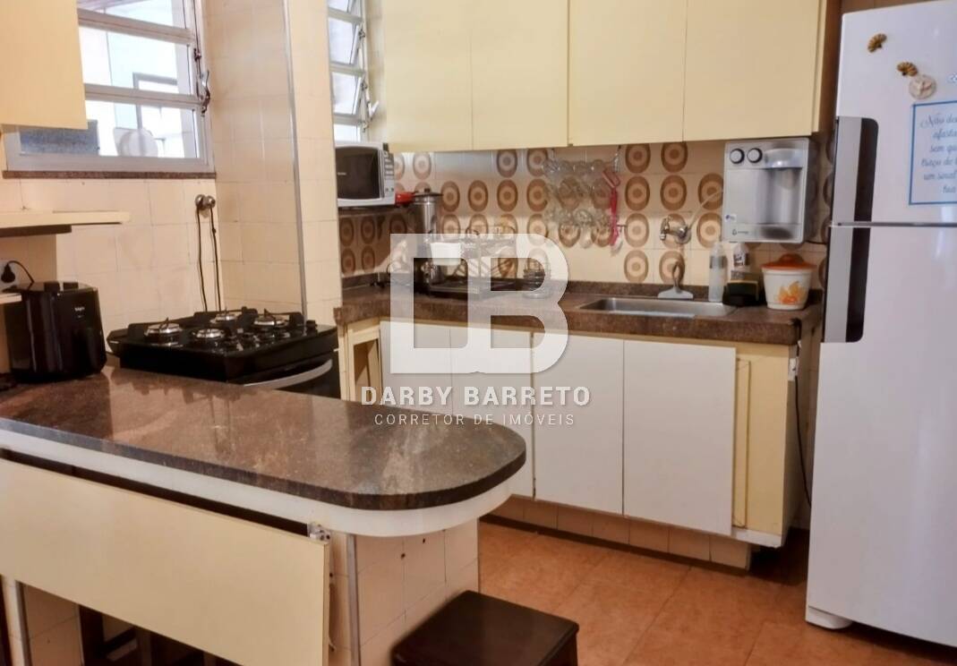 Apartamento para alugar com 3 quartos, 150m² - Foto 17