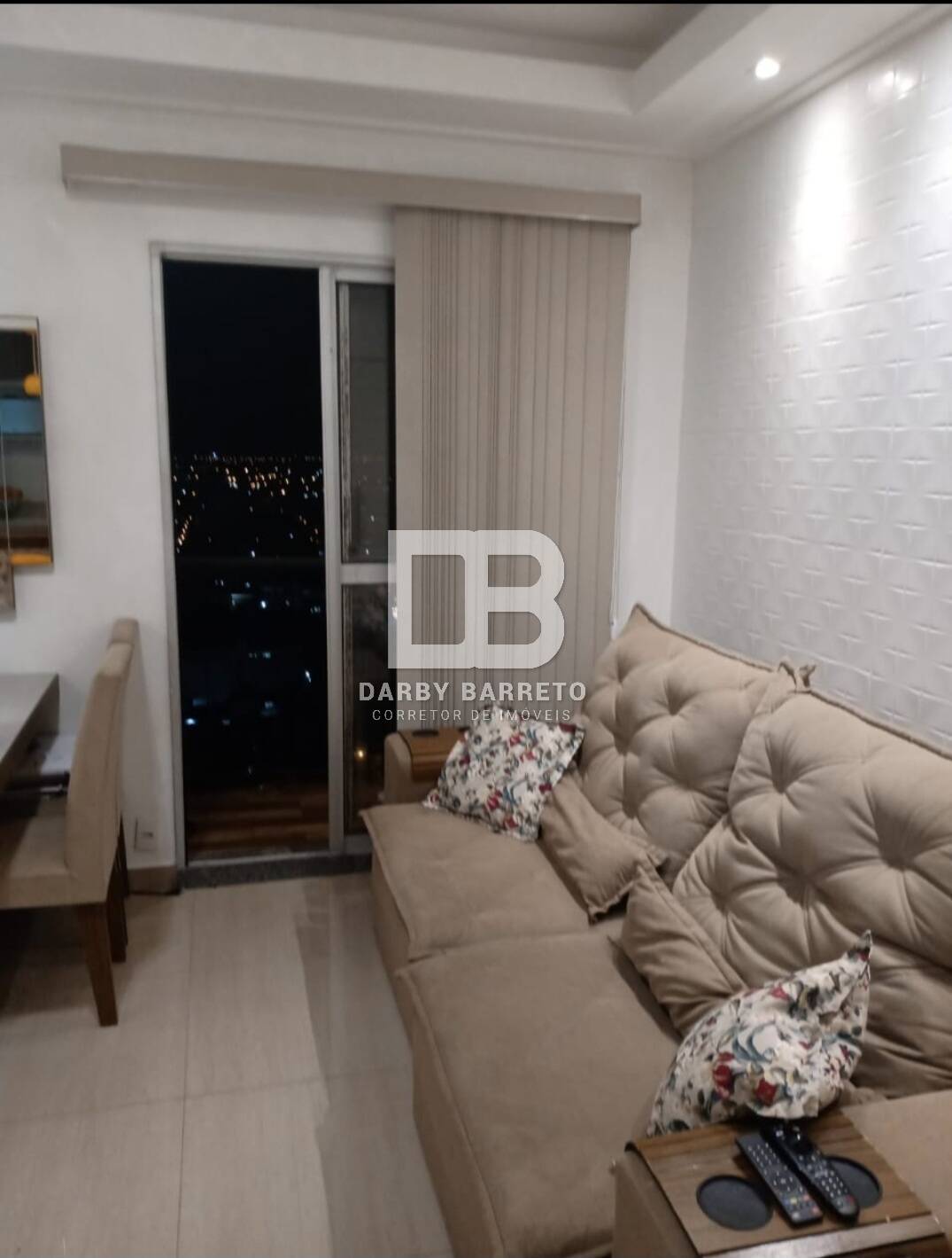 Apartamento à venda com 3 quartos, 64m² - Foto 1