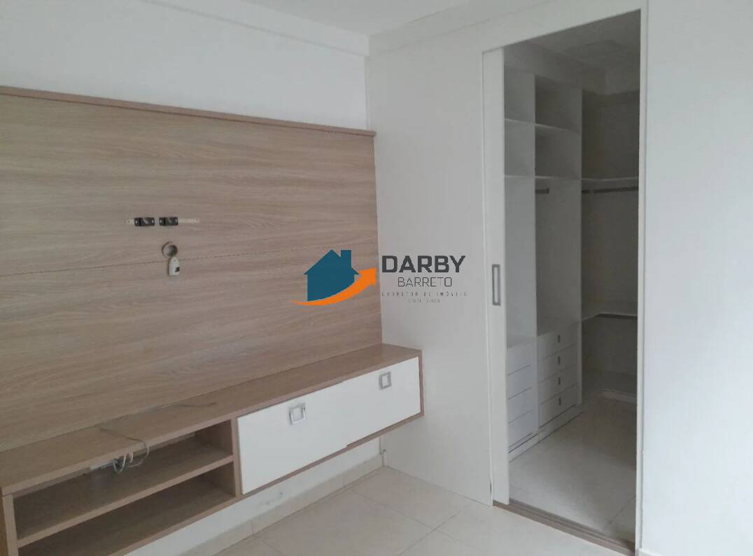 Apartamento à venda com 3 quartos, 140m² - Foto 2